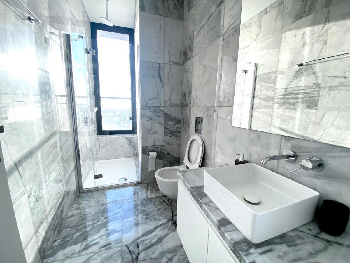 Luxury Private Apartments - Limassol Bagian luar foto