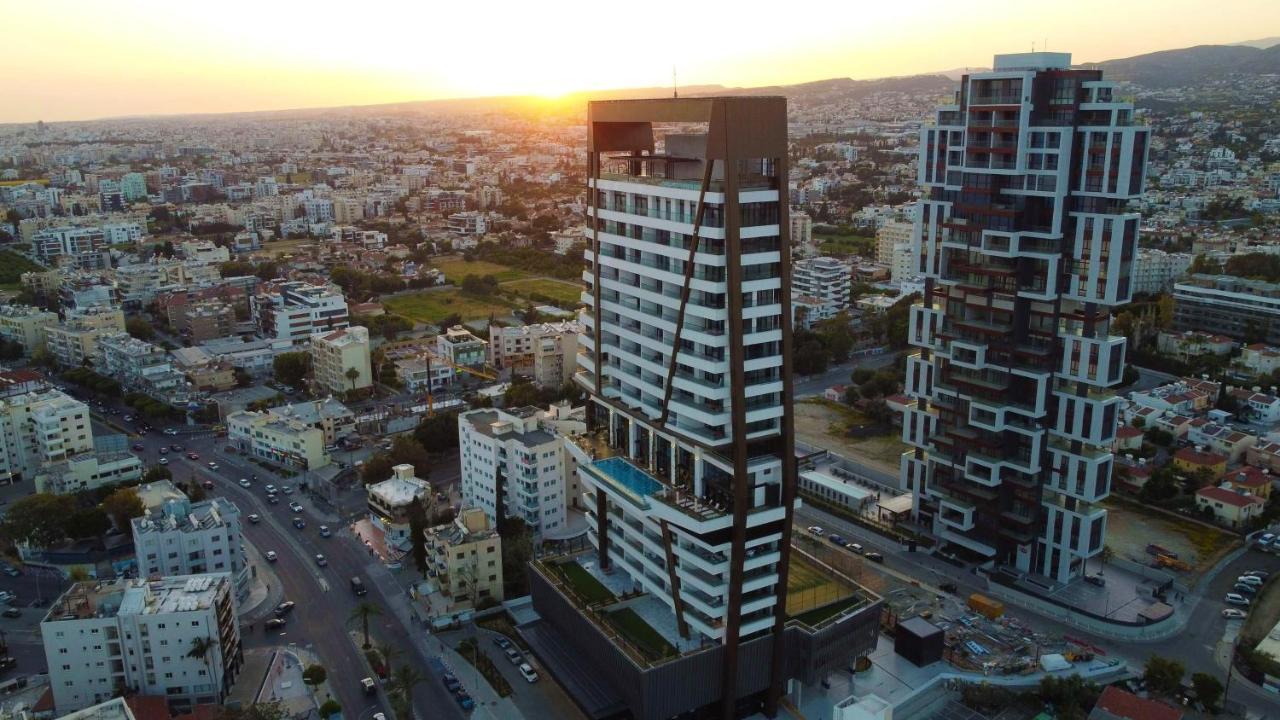 Luxury Private Apartments - Limassol Bagian luar foto